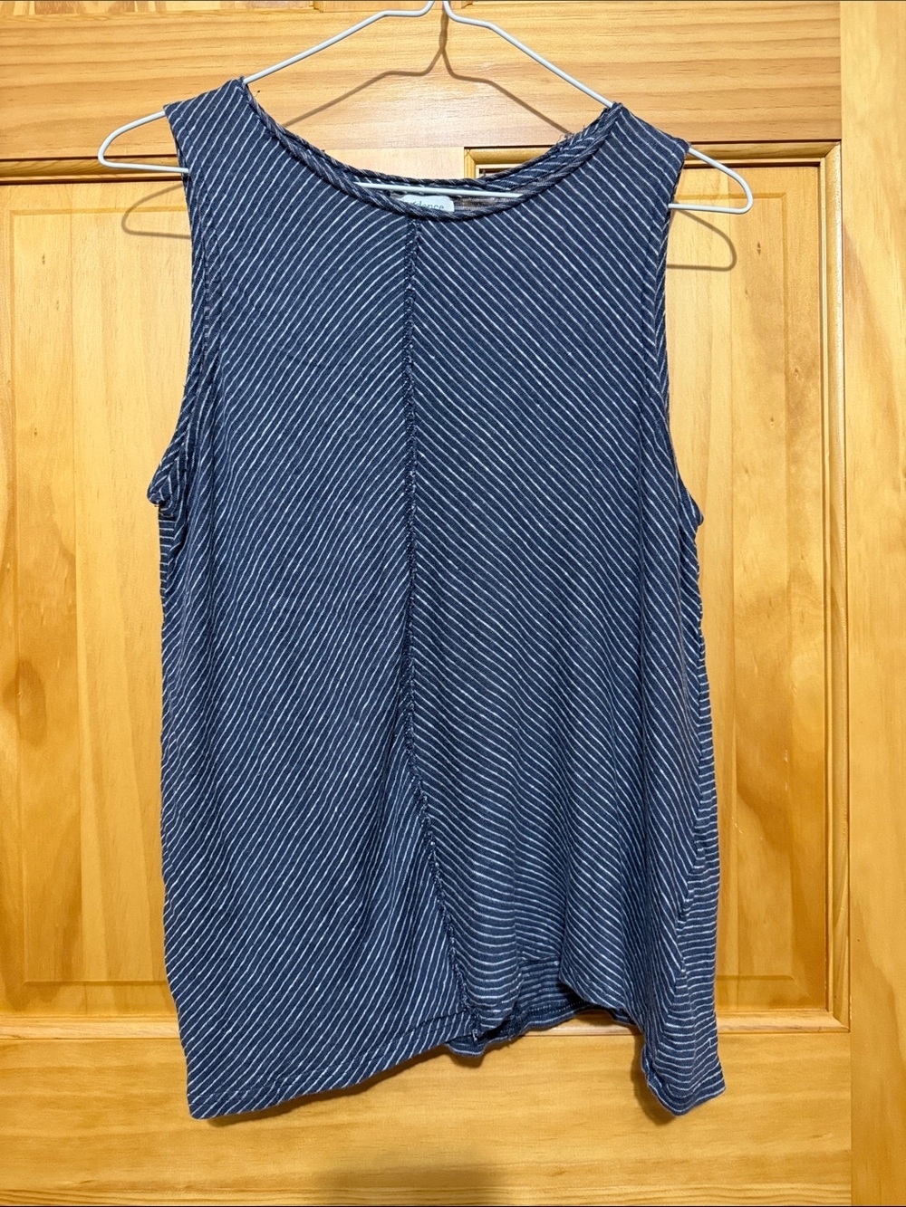 Sundance 100% Linen Striped Navy Sleeveless Women's Tank Top, Size Large.